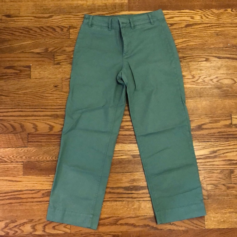 High rise green cropped pants